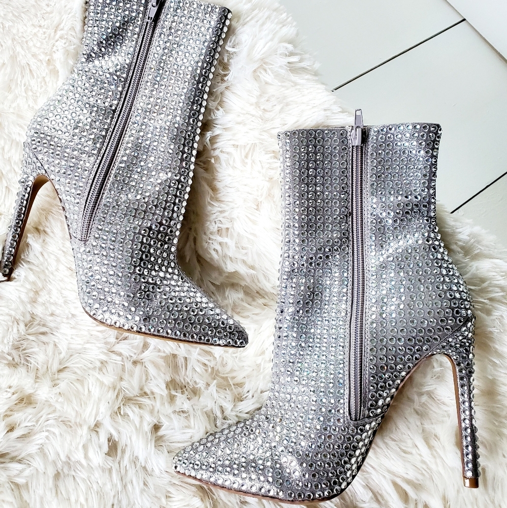 Steve Madden Winnings Rhinestone Booties - Picture 7 of 8